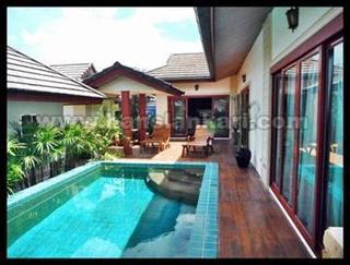 Kodikas uusi OK-talo omalla altaalla ja puutarhalla - House - Pattaya East - Soi Siam Country Club