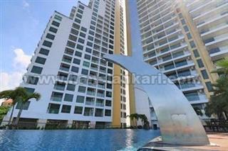 peak towers pratamnak pattaya