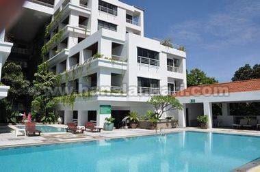 pratamnak hill pattaya large condominium for sale