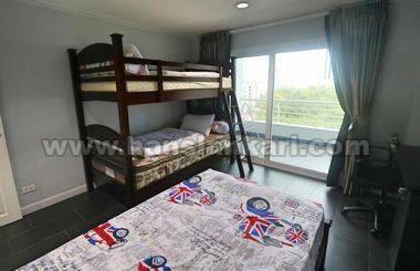 pratamnak hill pattaya large condominium for sale