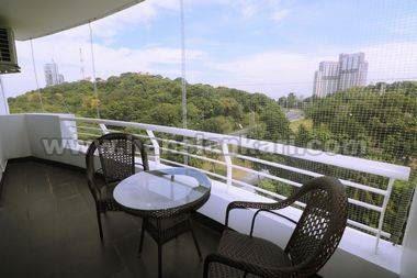 pratamnak hill pattaya large condominium for sale