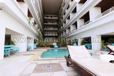 pratamnak hill pattaya large condominium for sale