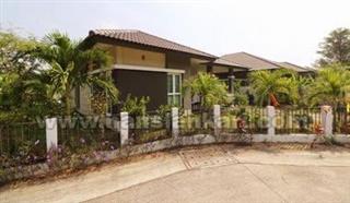 pool villa for sale in jomtien thailand with finance