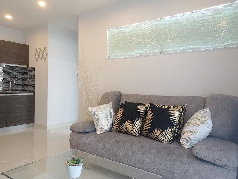 Fresh, light modern unit - Condominium -  - Jomtien