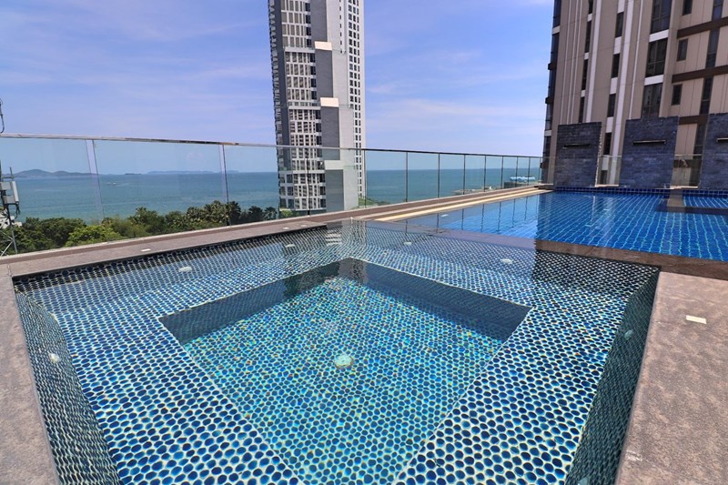 Wongamat; 2 bedrooms, seaview - Condominium -  - 