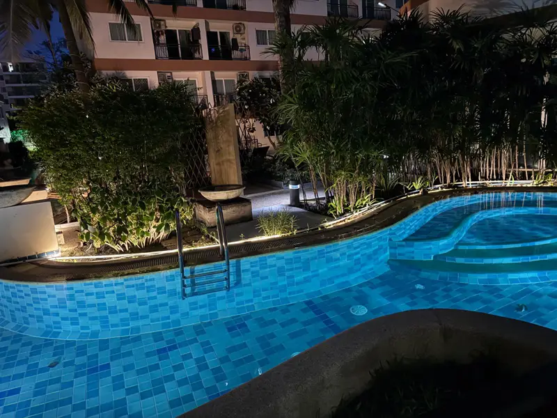 Private pool access!  - Apartment -  - 