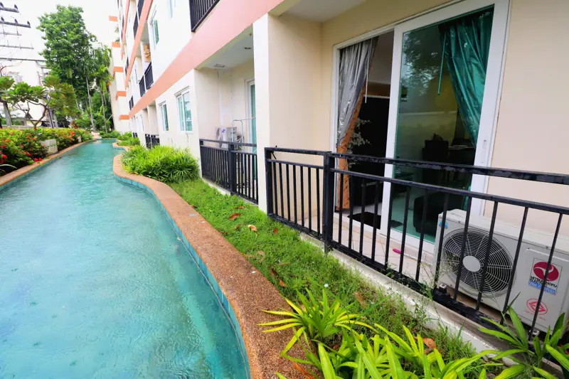 Pool access from your balcony! - Leilighet -  - 
